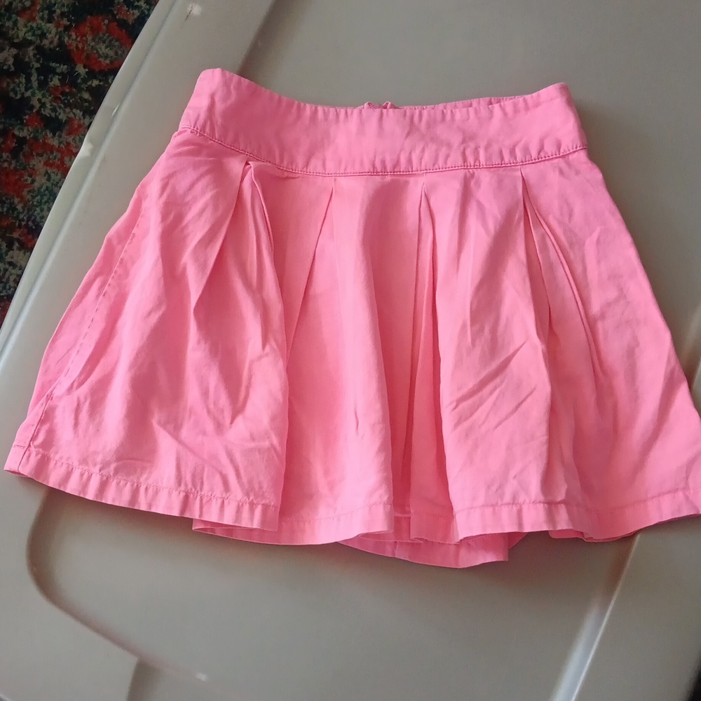 Ruby & Bloom bright pink pleated skirt